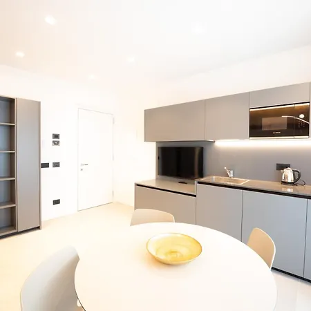 Midum Luxuryapartments Con Giardino 4*