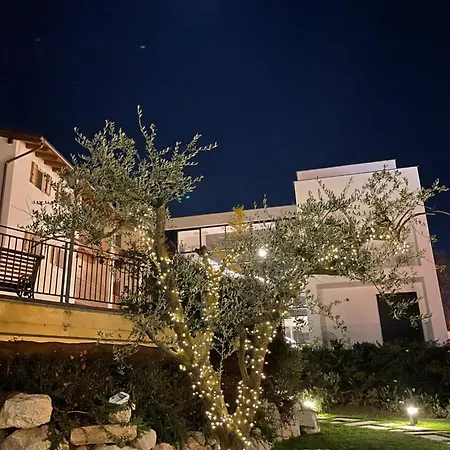 Midum Luxuryapartments Con Giardino Aparthotel Trient