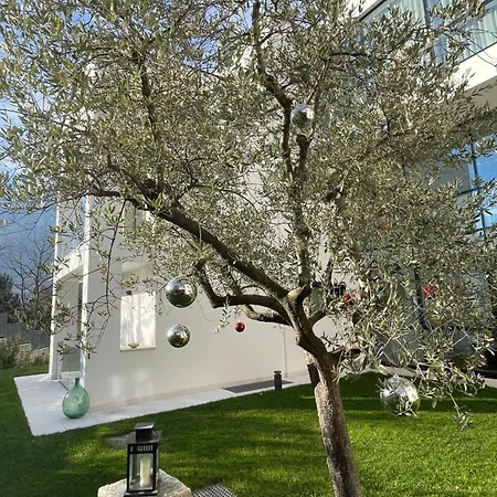 Aparthotel Midum Luxuryapartments Con Giardino Trient