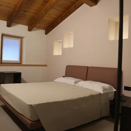 Aparthotel Midum Apartments Con Giardino