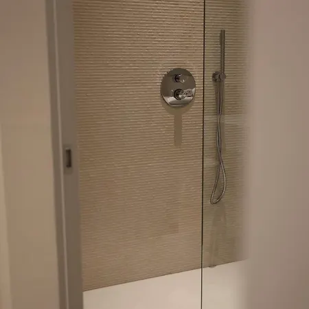 公寓式酒店 Midum Luxuryapartments Con Giardino 4*