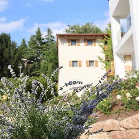 Midum Apartments Con Giardino 4* Trento