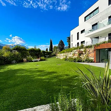 Aparthotel Midum Apartments Con Giardino Trento