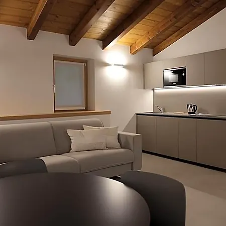 Midum Apartments Con Giardino 4* Trento