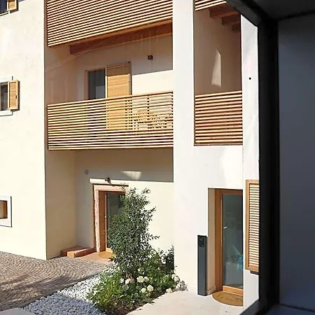 Aparthotel Midum Apartments Con Giardino