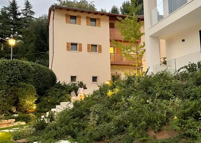 מלון דירות Midum Luxuryapartments Con Giardino טרנטו