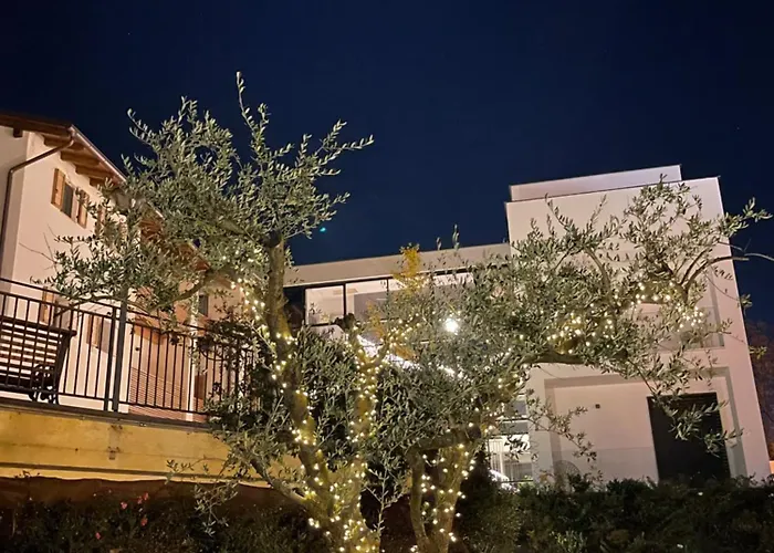 Midum Luxuryapartments Con Giardino Aparthotel Trient