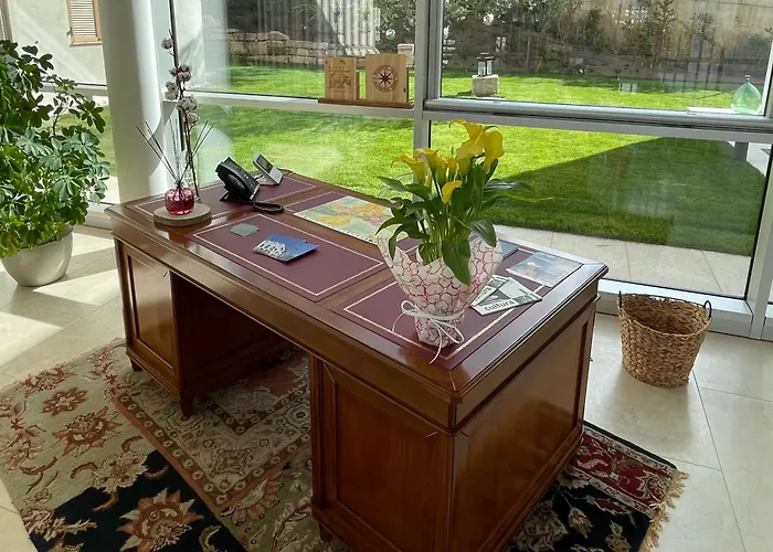 Midum Luxuryapartments Con Giardino 4* טרנטו