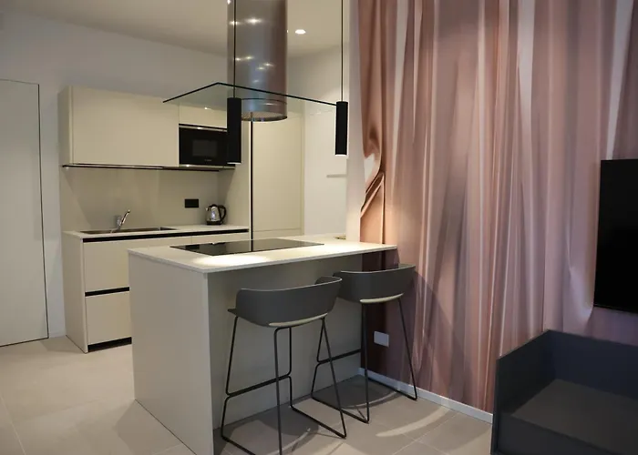 Aparthotel Midum Luxuryapartments Con Giardino Trient