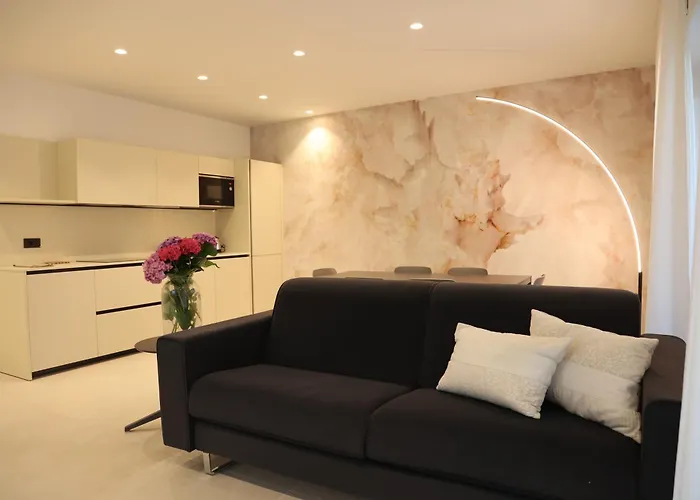 Midum Luxuryapartments Con Giardino מלון דירות