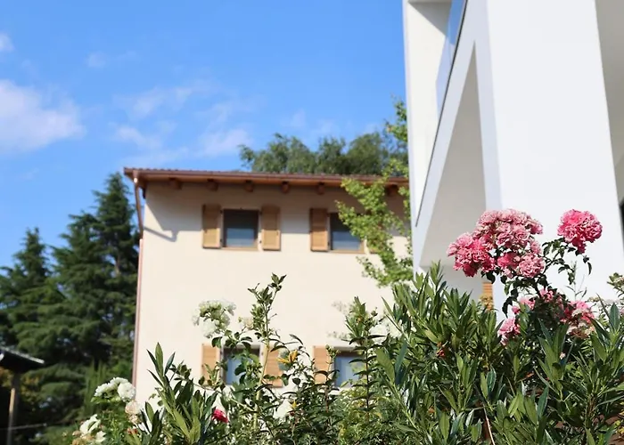 Aparthotel Midum Luxuryapartments Con Giardino Trient