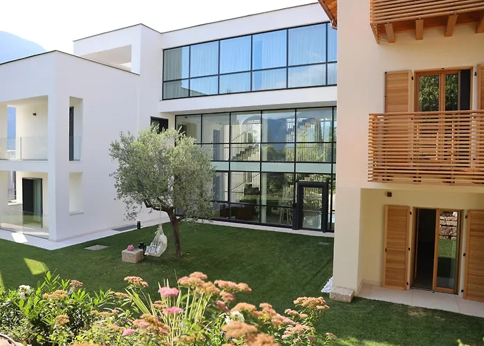 Midum Luxuryapartments Con Giardino טרנטו